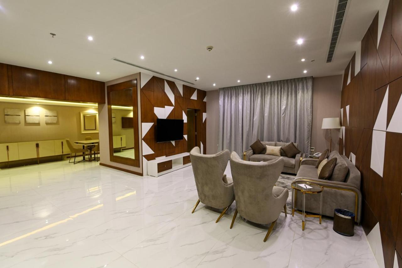 Motiara Hotel - La Valle Mall Рияд Екстериор снимка