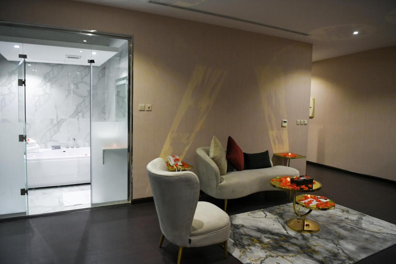Motiara Hotel - La Valle Mall Рияд Екстериор снимка